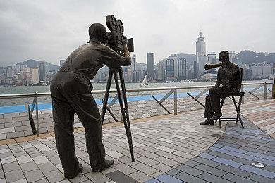 泡泡玛特即将推出《双人成行》高精度模型